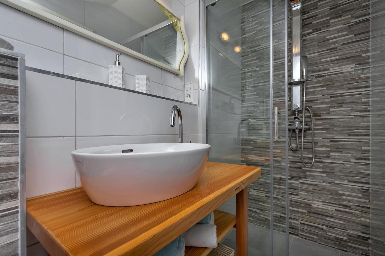 Apartman Montana, Town Centre Makarska Esterno foto