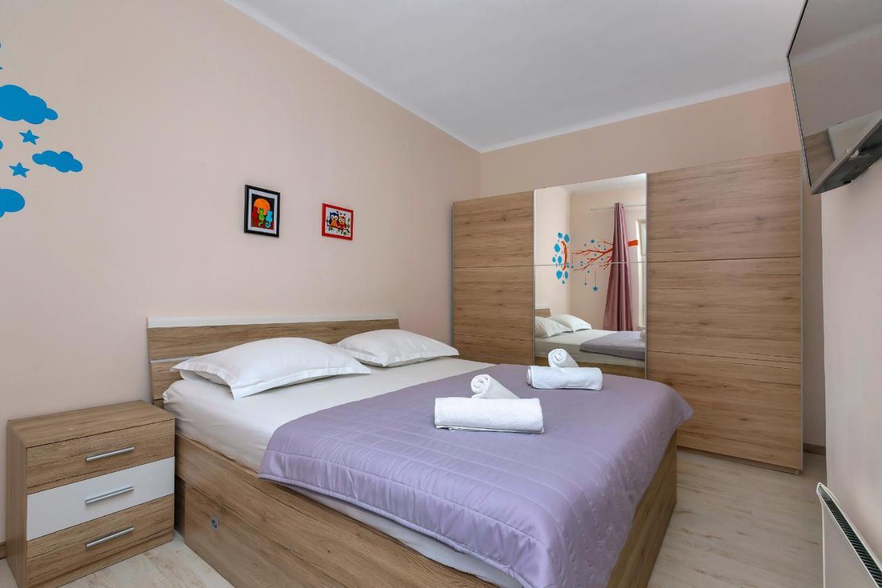 Apartman Montana, Town Centre Makarska Esterno foto