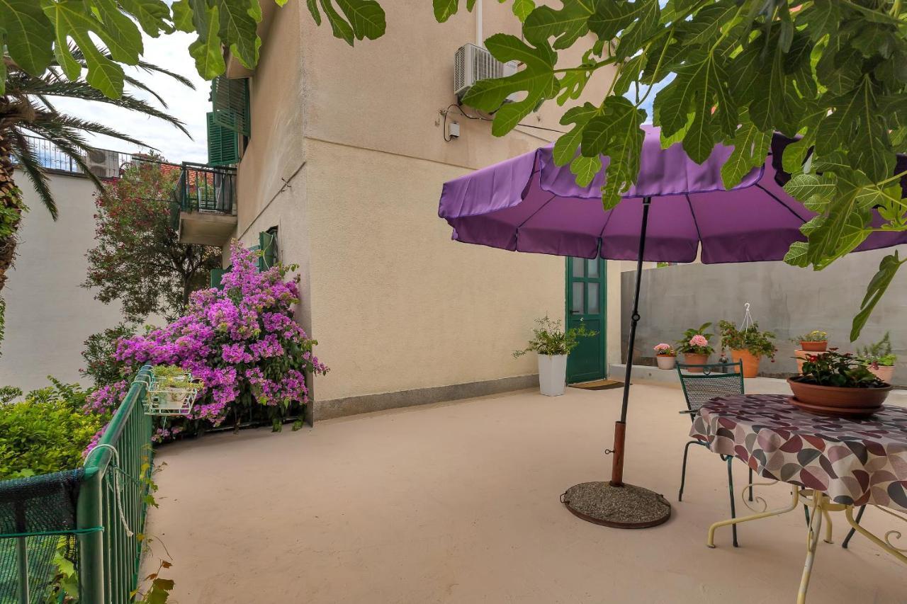 Apartman Montana, Town Centre Makarska Esterno foto